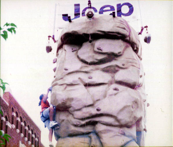 [ABE2002_10.jpg thumbnail]