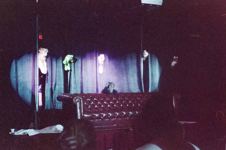 [AC2002_026.jpg thumbnail]