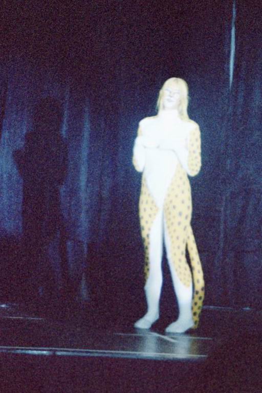 [AC2002_048.jpg thumbnail]