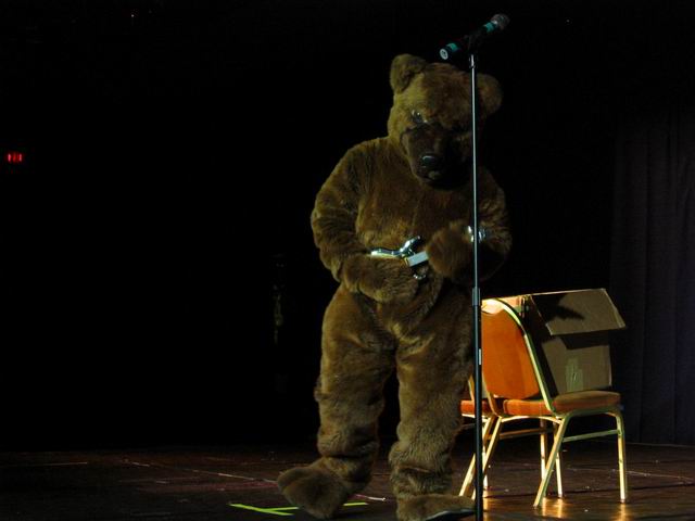 [ac2003_128.jpg thumbnail]