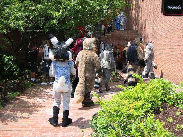 [ac2003_214.jpg thumbnail]