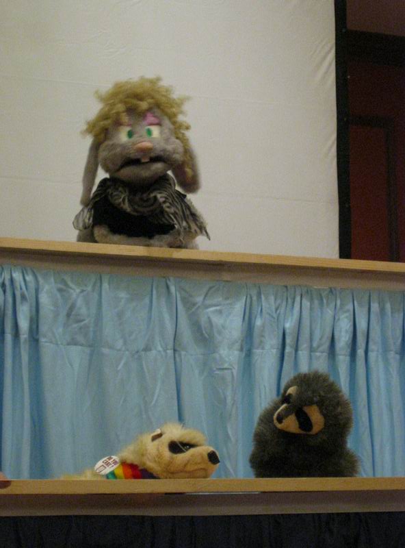 [AC2004_033.jpg thumbnail]