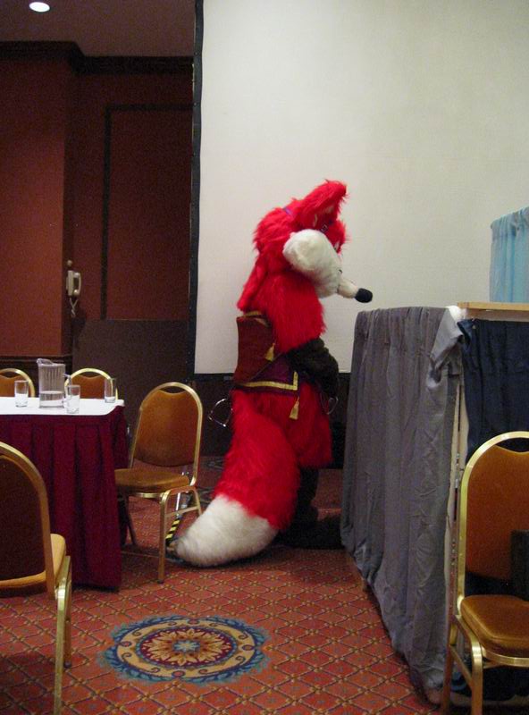 [AC2004_039.jpg thumbnail]