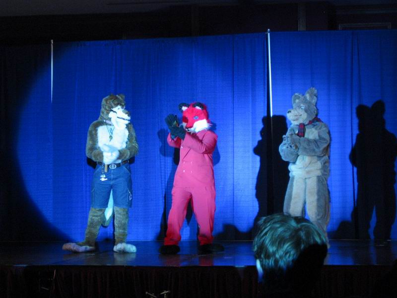 [AC2004_057.jpg thumbnail]