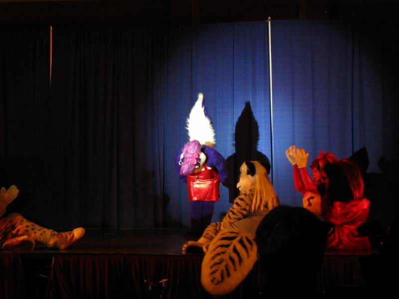 [AC2004_066.jpg thumbnail]