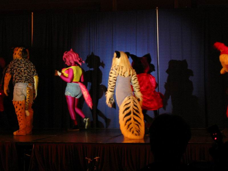 [AC2004_067.jpg thumbnail]