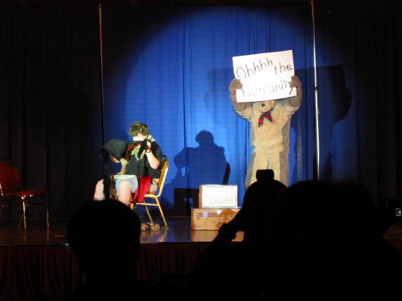 [AC2004_073.jpg thumbnail]