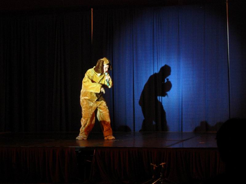 [AC2004_075.jpg thumbnail]