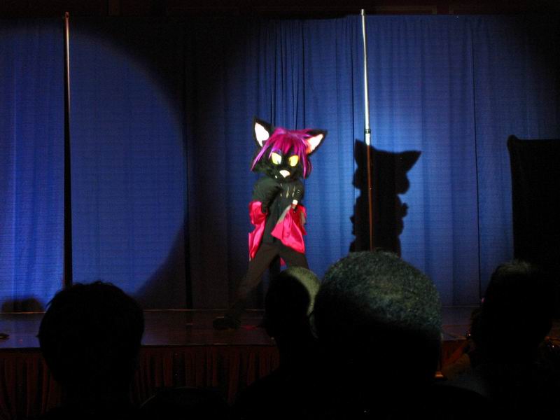 [AC2004_098.jpg thumbnail]