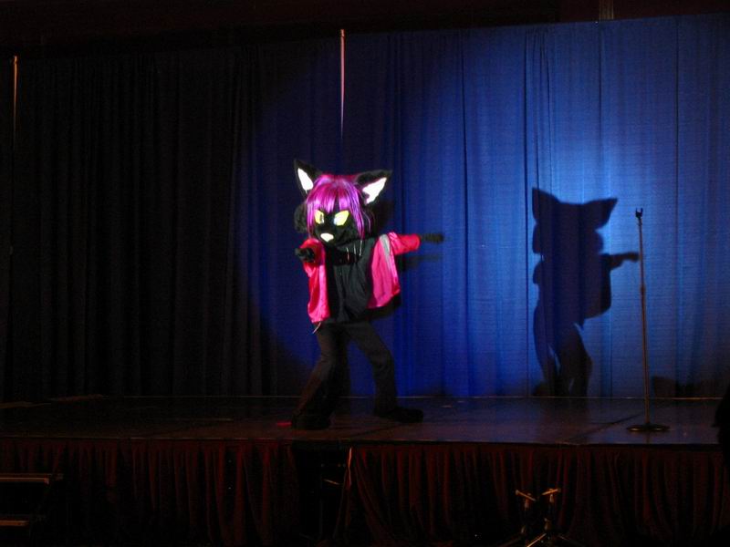 [AC2004_099.jpg thumbnail]