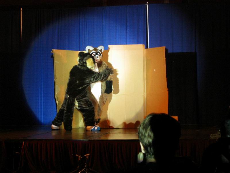 [AC2004_106.jpg thumbnail]