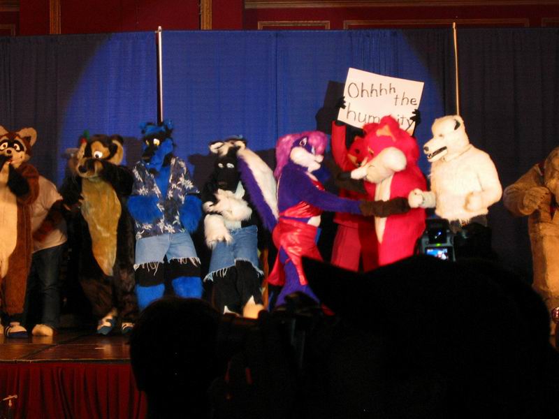 [AC2004_121.jpg thumbnail]