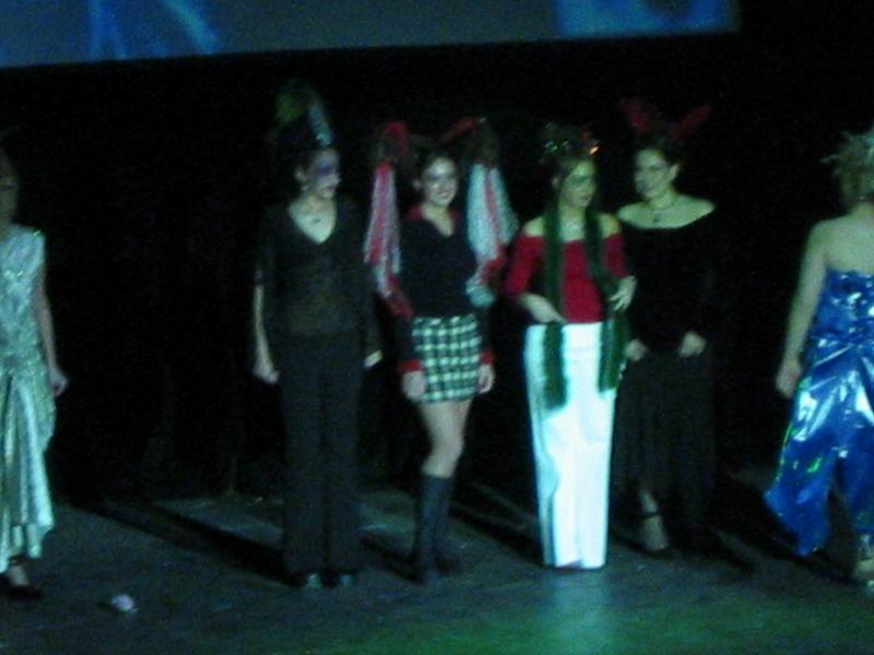 [104-0458_IMG.JPG thumbnail]