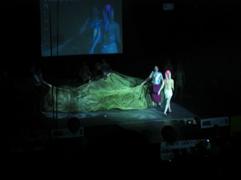 [104-0473_IMG.JPG thumbnail]