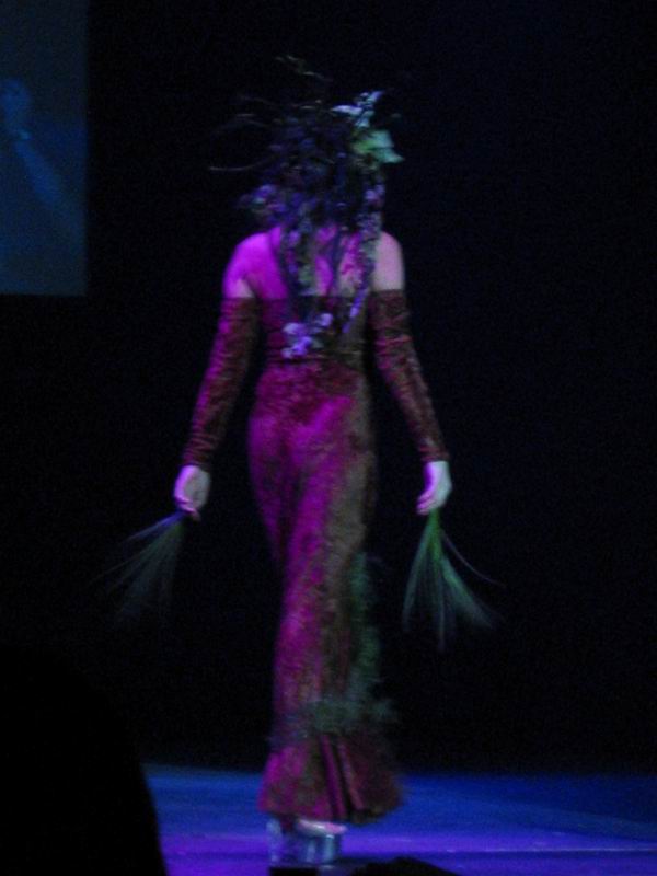 [105-0510_IMG.JPG thumbnail]