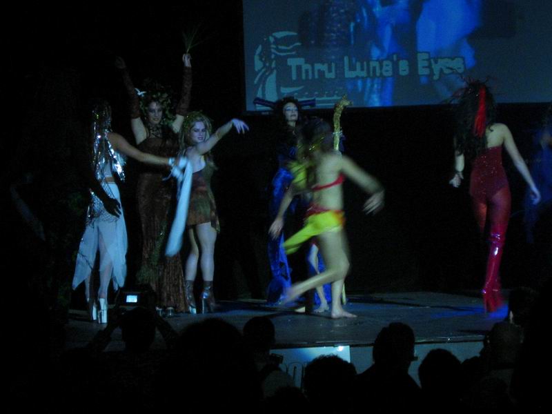 [105-0523_IMG.JPG thumbnail]