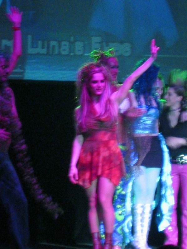 [105-0535_IMG.JPG thumbnail]