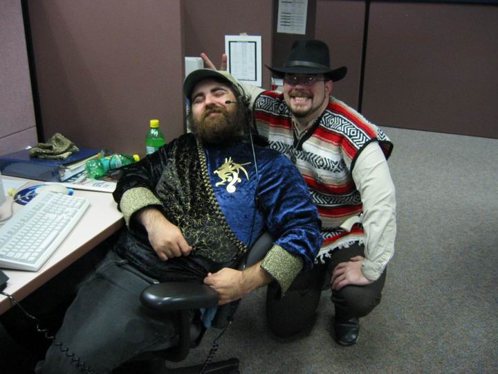 [Halloween2003_07.jpg thumbnail]