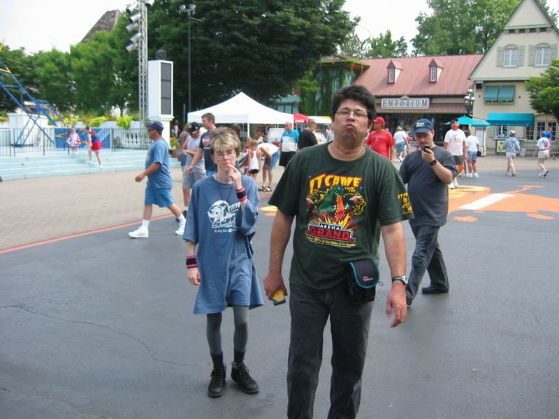 [KI2004_03.jpg thumbnail]