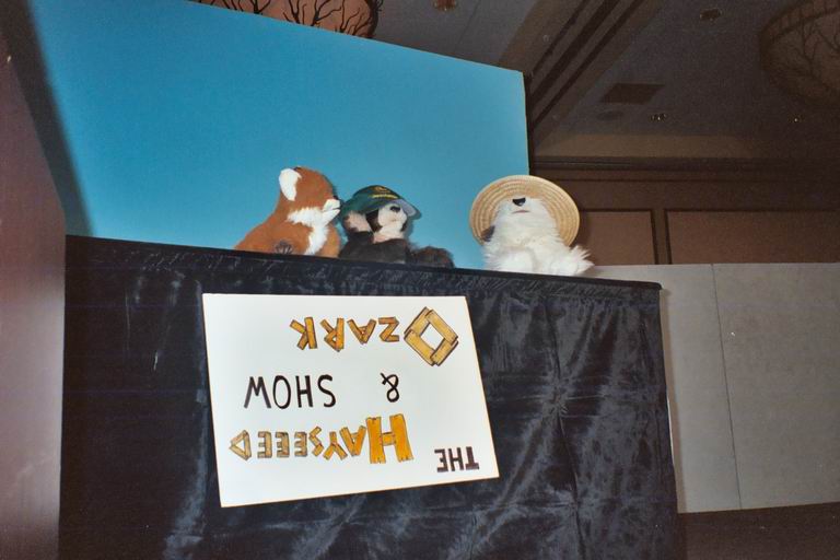 [MFF2002_12.jpg thumbnail]