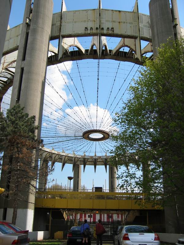 [NY2004_030.jpg thumbnail]