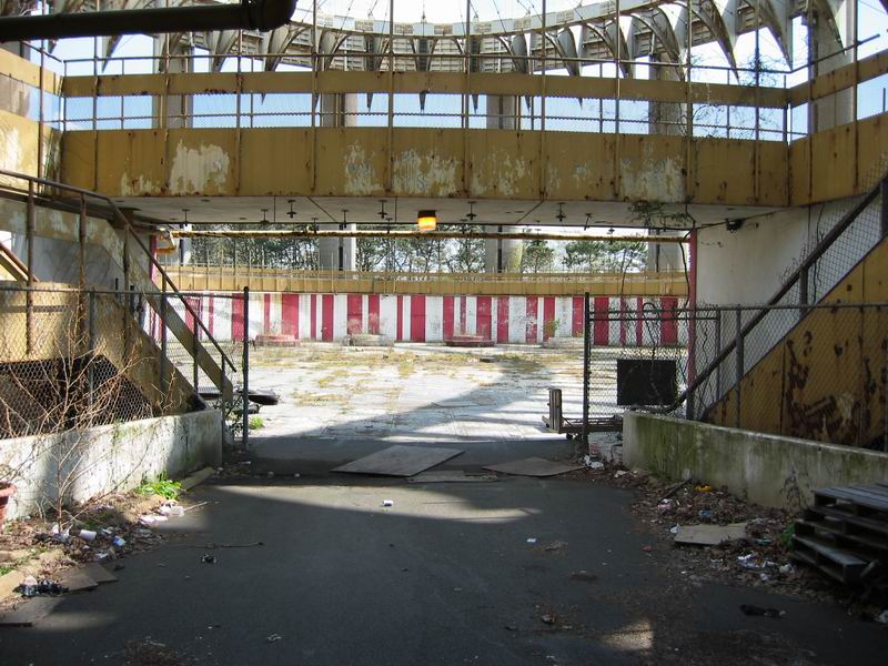 [NY2004_031.jpg thumbnail]