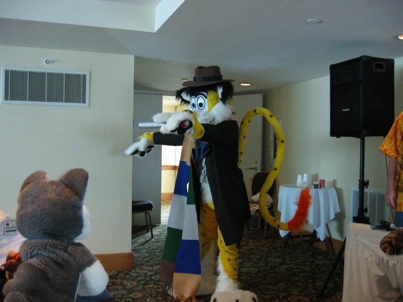 [RCFM2005_002.jpg thumbnail]