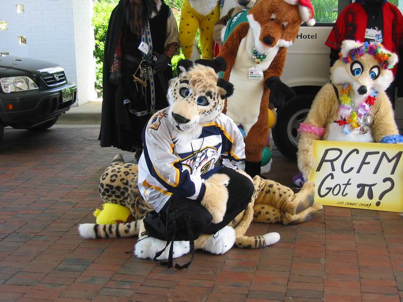 [RCFM2005_071.jpg thumbnail]