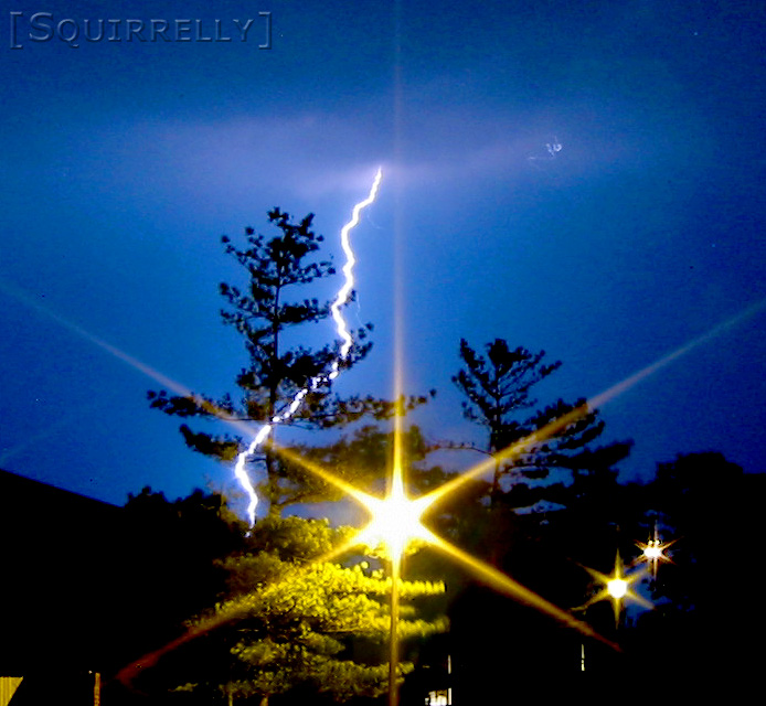 [Storm01_11.jpg thumbnail]